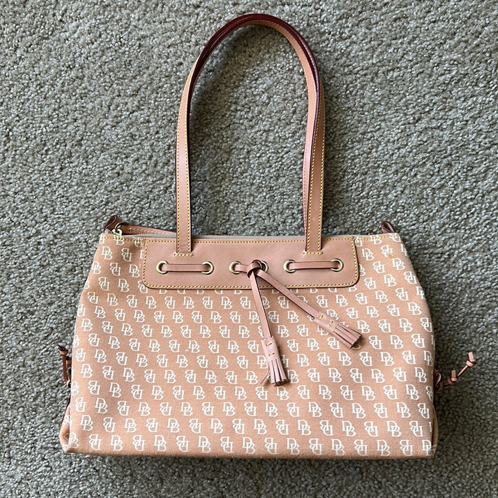 FREE SHIPPING - Dooney & Bourke purse